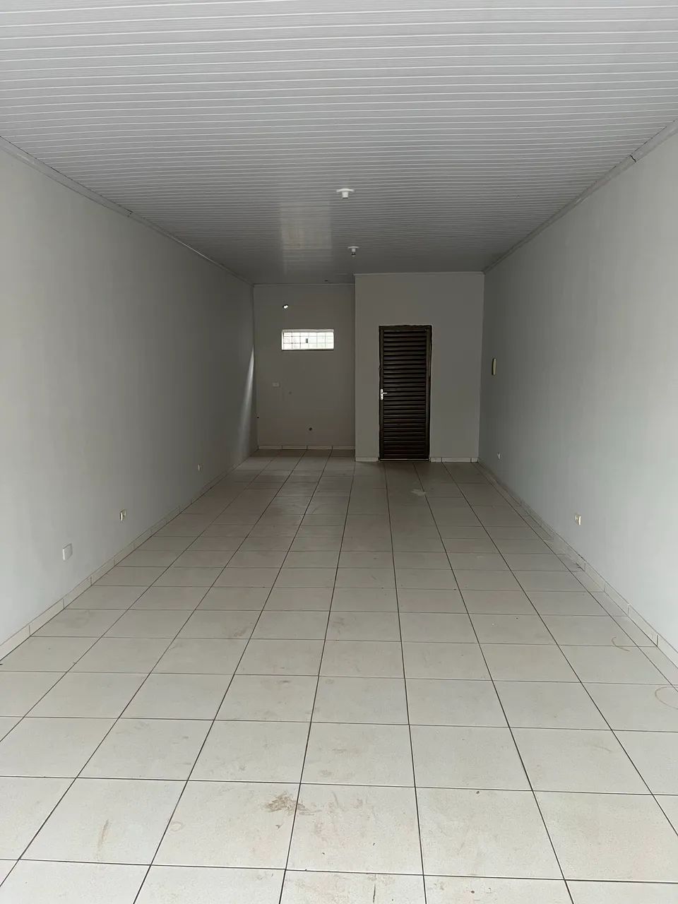 Aluguel de salas comerciais para comércio ou serviços e depósitos - Foto 5