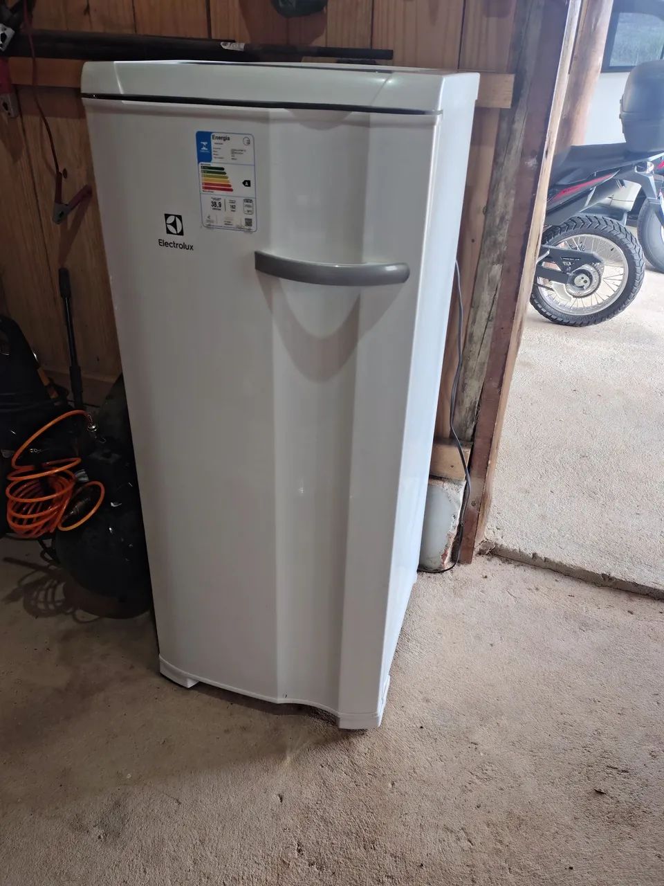 Freezer vertical Eletrolux  - Foto 3