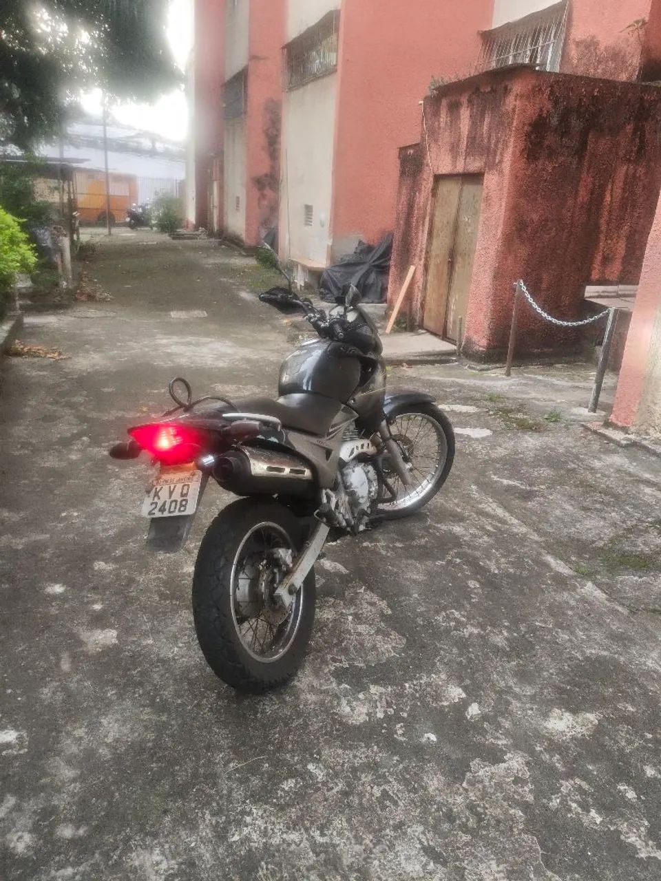 Falcon 400  - Foto 2
