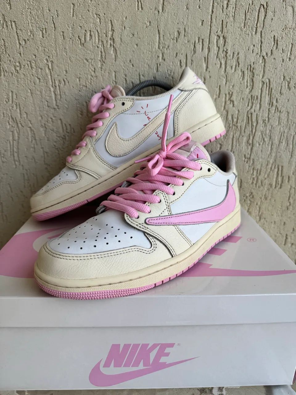 Jordan 1 low travis scott shy pink  - Foto 4