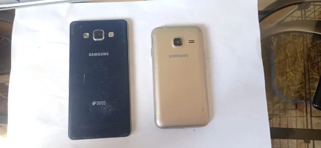 Lote com 5 Celulares Sucata - Para Retirada de Peças / Defeito - Foto 4