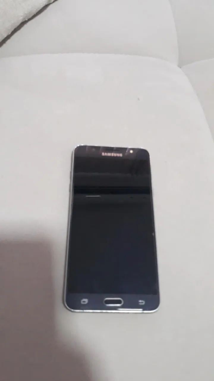 Samsung  J7 2016 - Foto 2