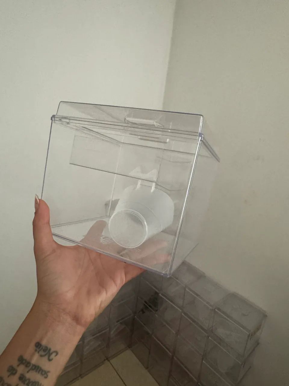 Vendo potes de acrílico 3,5L para granel já com pegador  - Foto 3