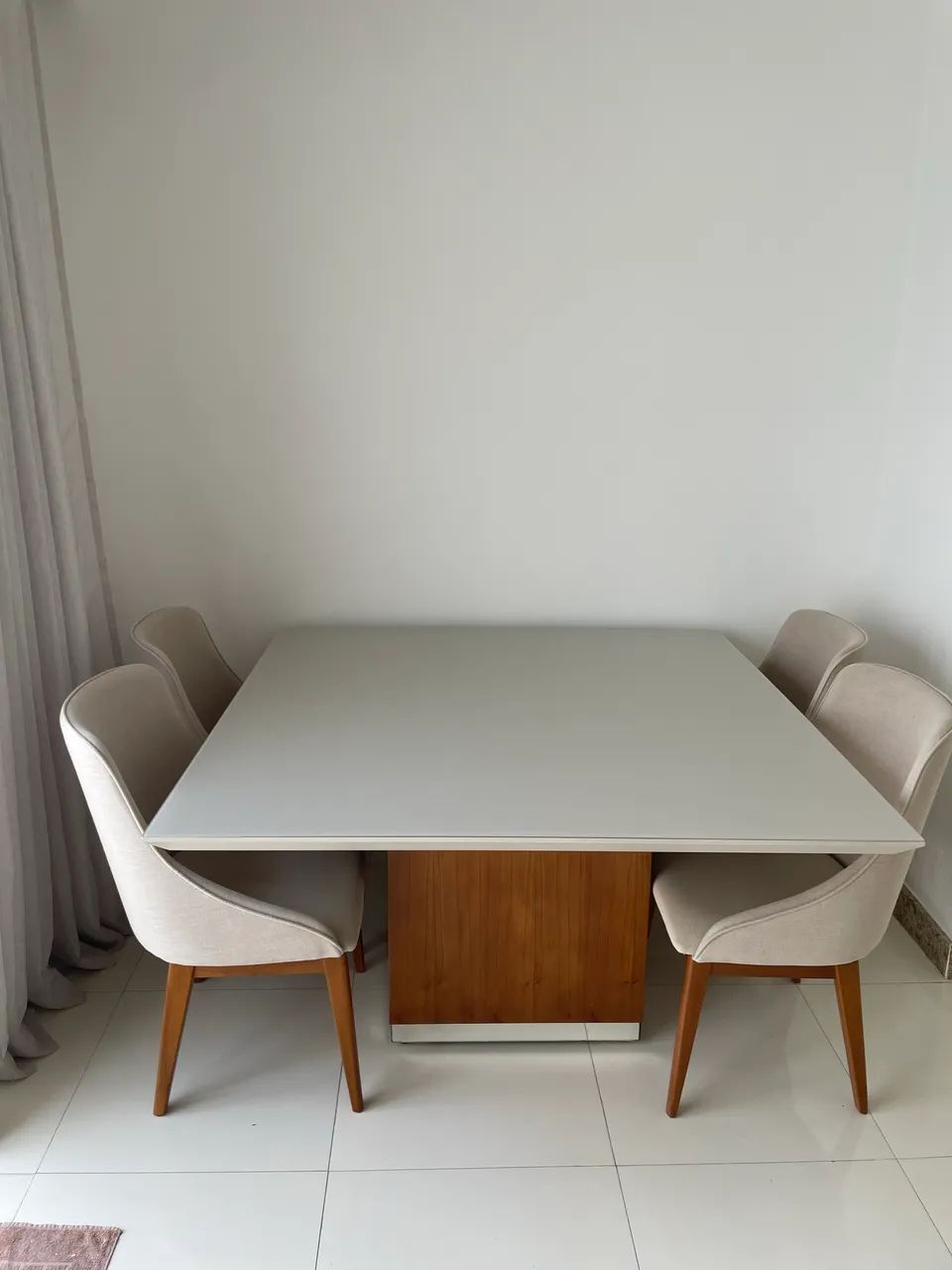 EXCELENTE SALA DE JANTAR 