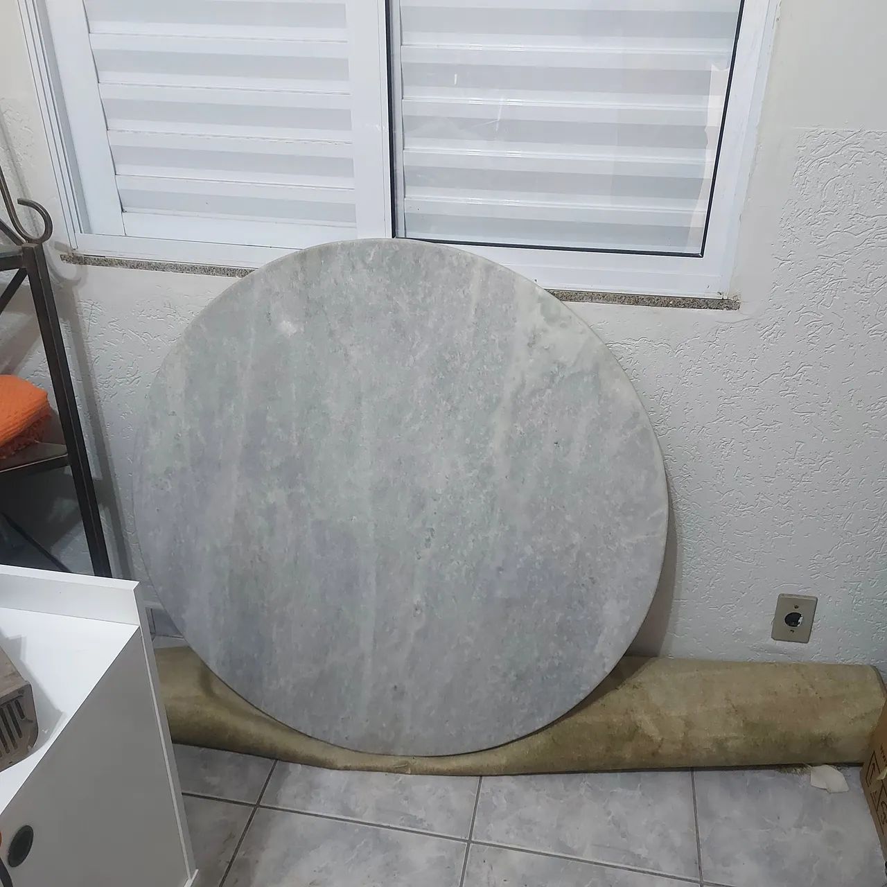 MESA MARMORE 4 CADEIRAS