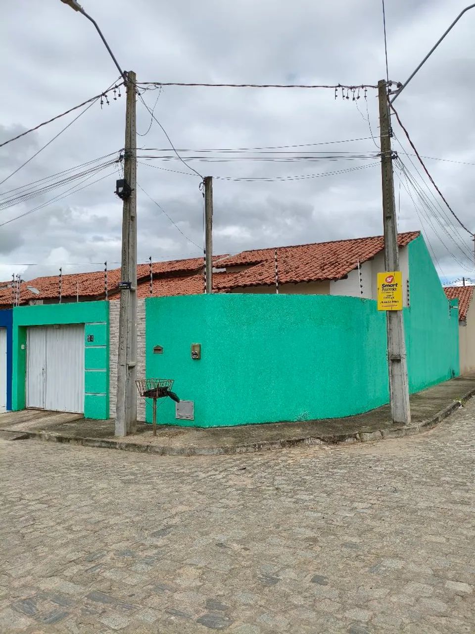 Alugo casa 3/4 no res. Campo Belo