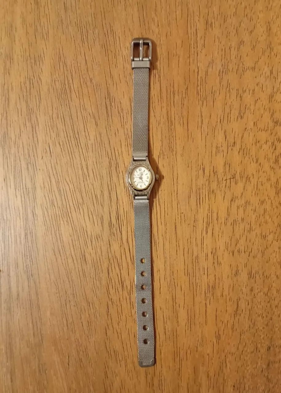 Relógio vintage de pulso Backer com pulseira de metal prateado - Foto 4