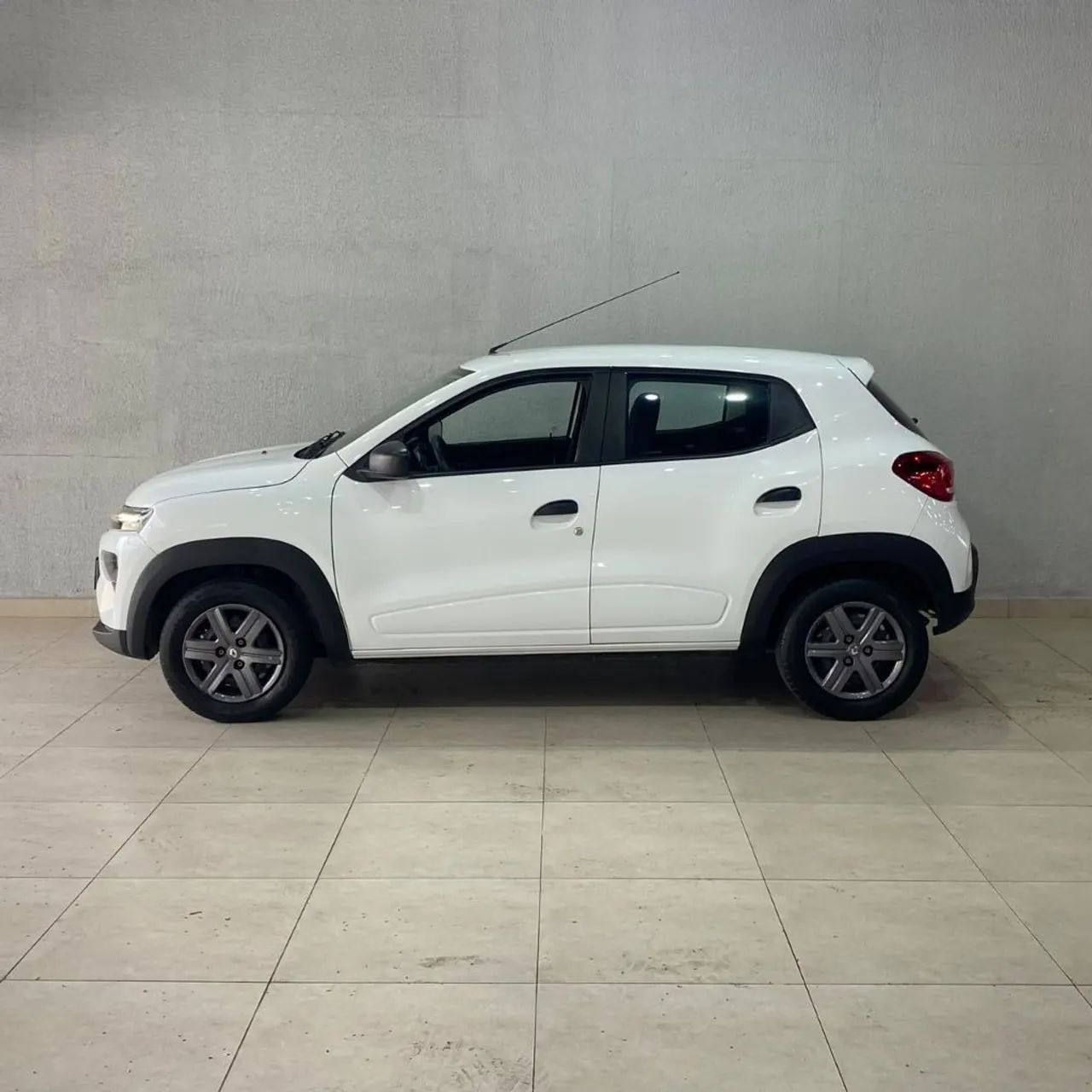 Renault Kwid 1.0 Zen 2023 - Foto 5