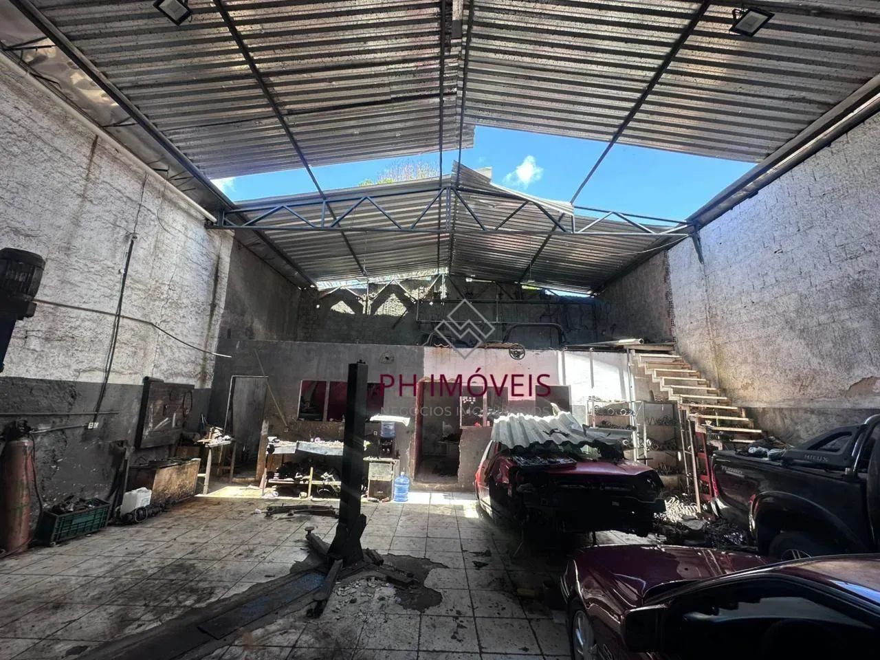 Galpões Comerciais na Santa Lúcia | 330m² Cada | Excelente Oportunidade - Foto 4