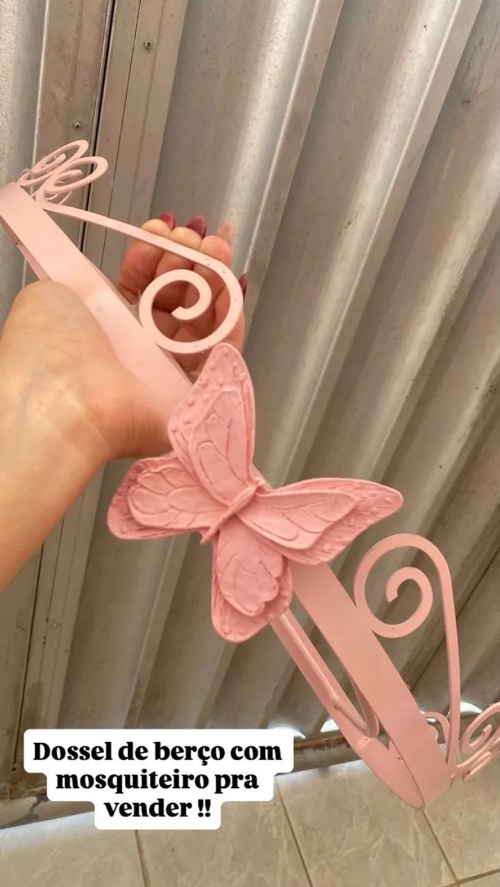 Dossel de borboleta com mosquiteiro 
