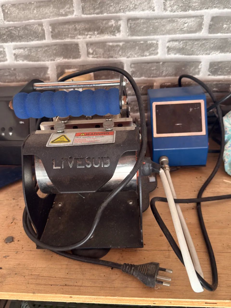 Vendo Prensa Térmica para Canecas Livesub - Excelente Estado!  - Foto 3