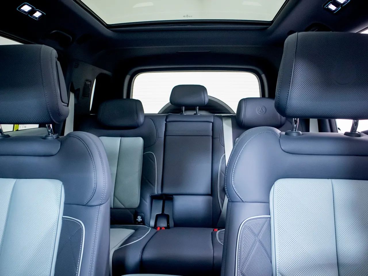 Denza B5 SUV híbrido plug-in, foto 6 de 11