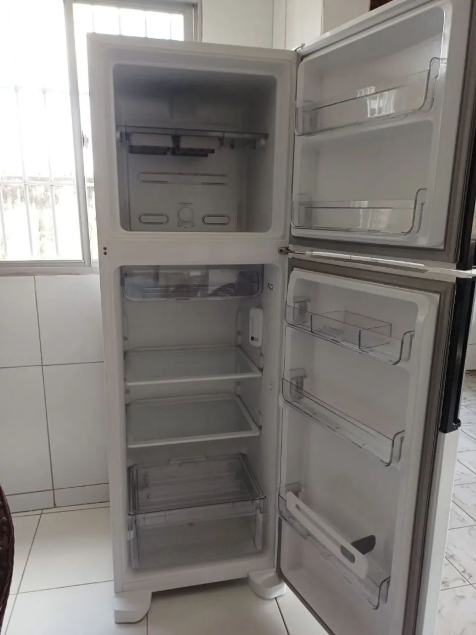 Móveis seminovos - Foto 2