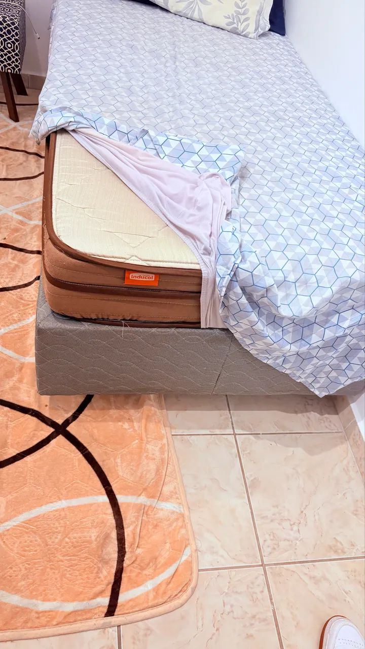 Cama de solteiro completa  + Colchão de solteiro  - Foto 3