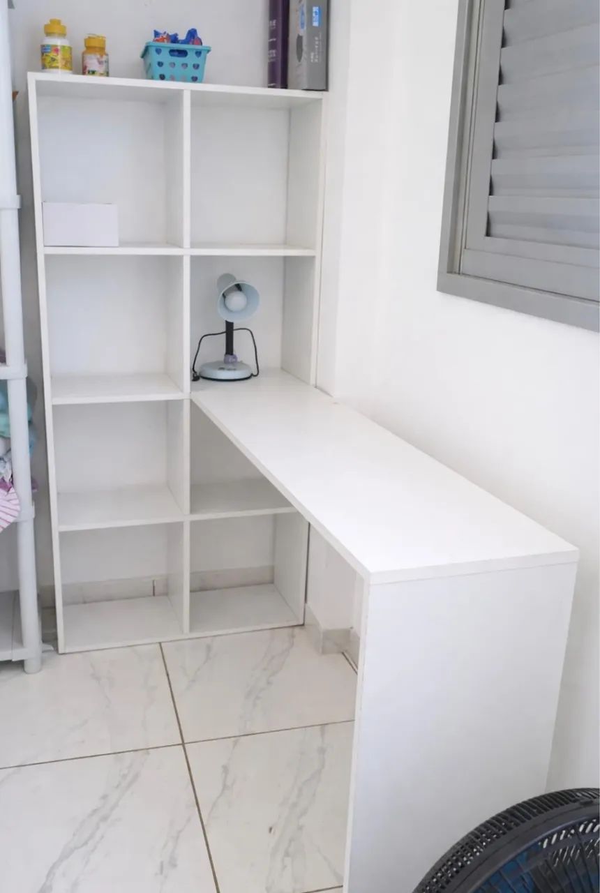 Escrivaninha com Estante Lateral - Mesa de Estudo e Trabalho com 5 Prateleiras 
