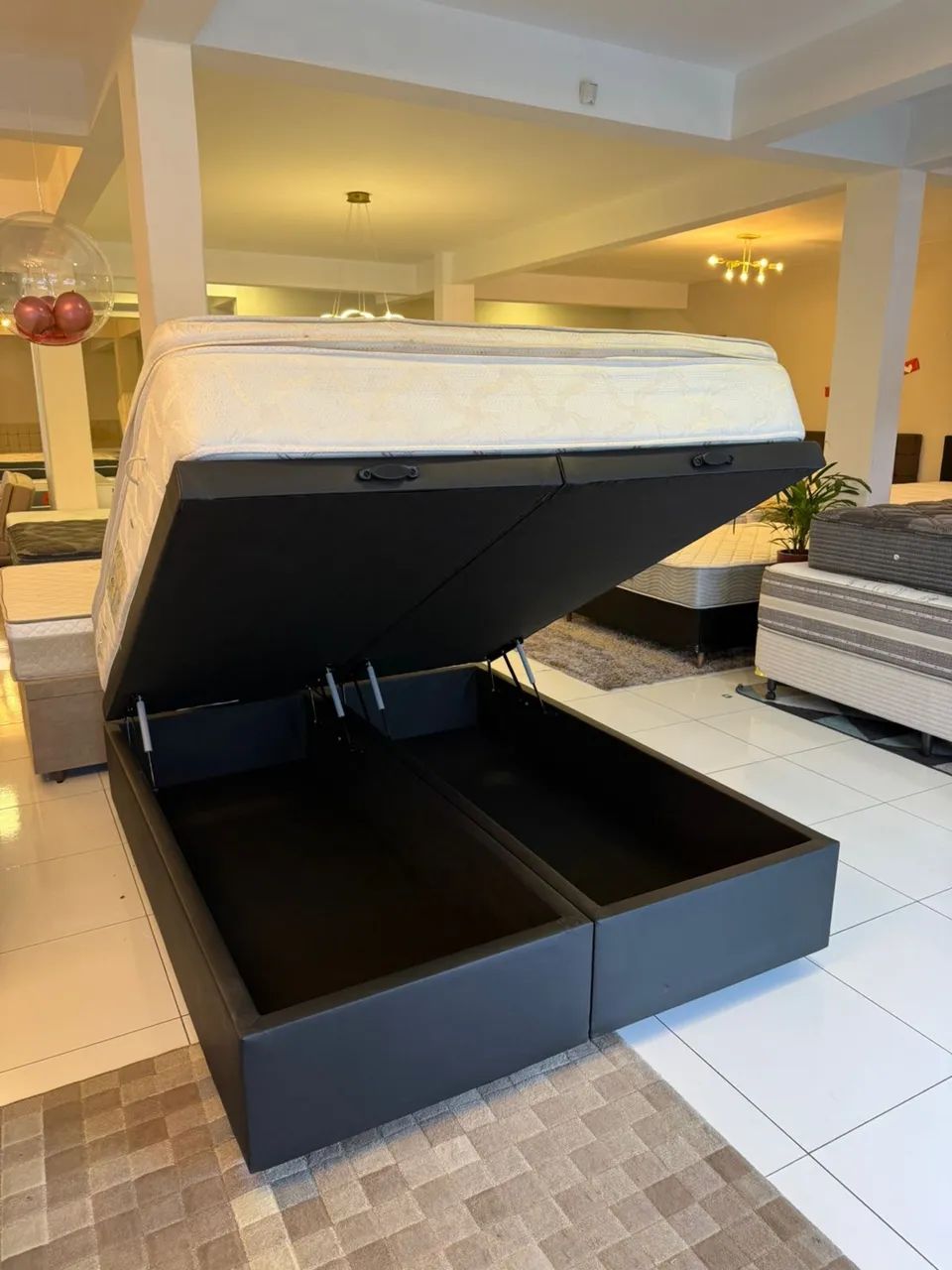 Cama box Queen COM BAÚ E COLCHÃO USADO - Entrego! 