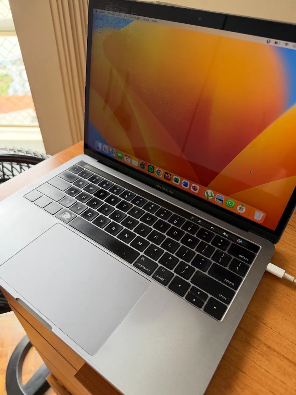 MacBook Pro Touchbar 2017- Tela Retina - 13 polegadas - Cinza
