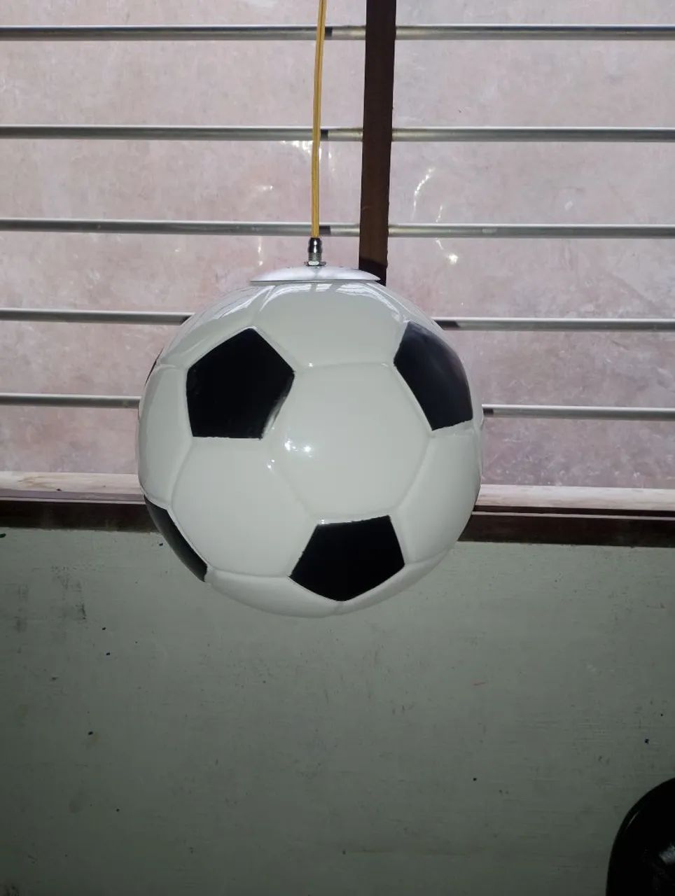 Lustre em forma de bola de futebol  - Foto 2