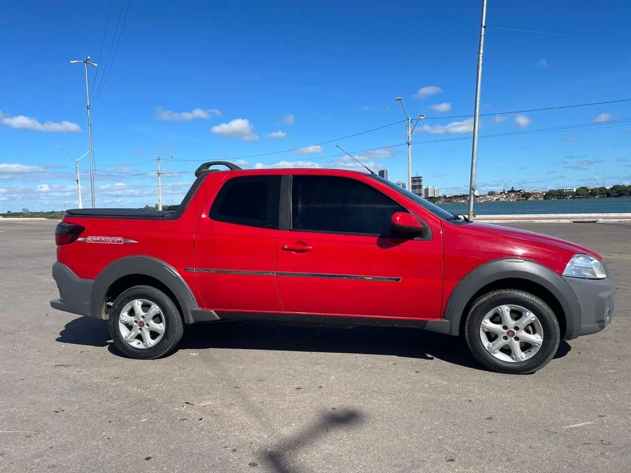 Fiat Strada Strada Freedom 1.4 Flex 8V CD 2019