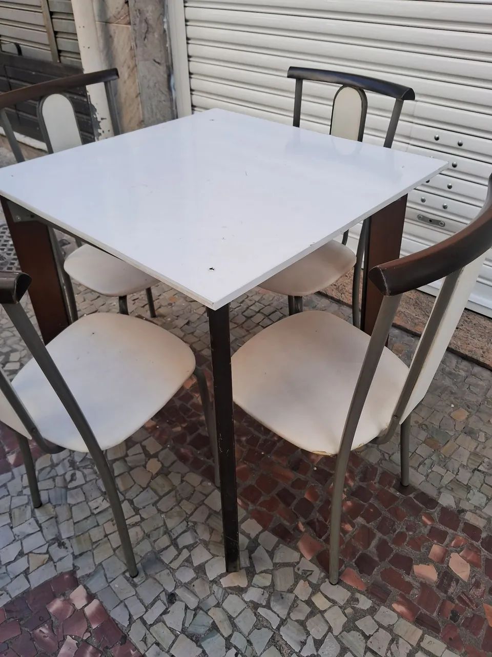 Mesa com 4 cadeiras - Foto 5