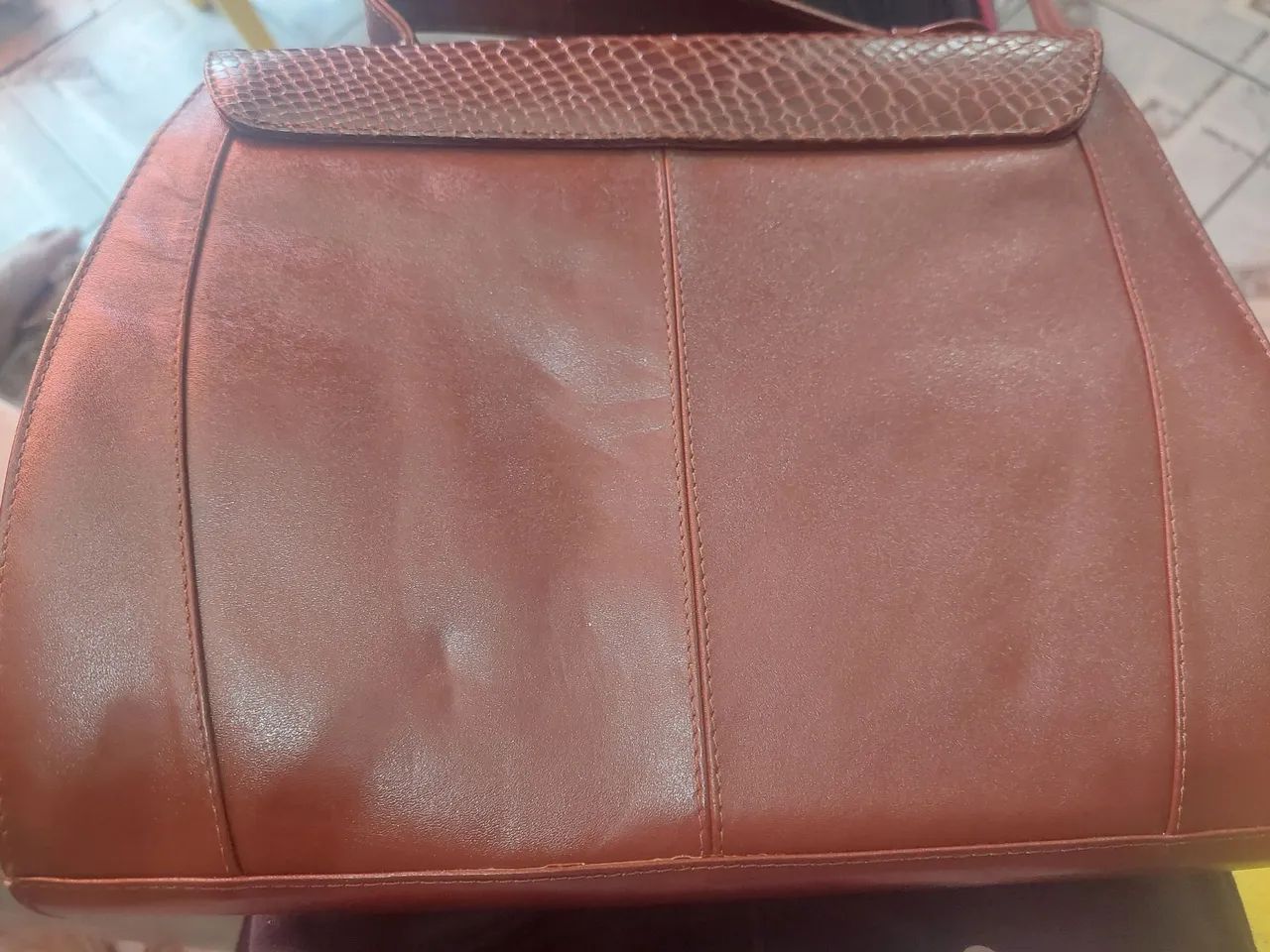 Bolsa Cintia de couro  - Foto 2