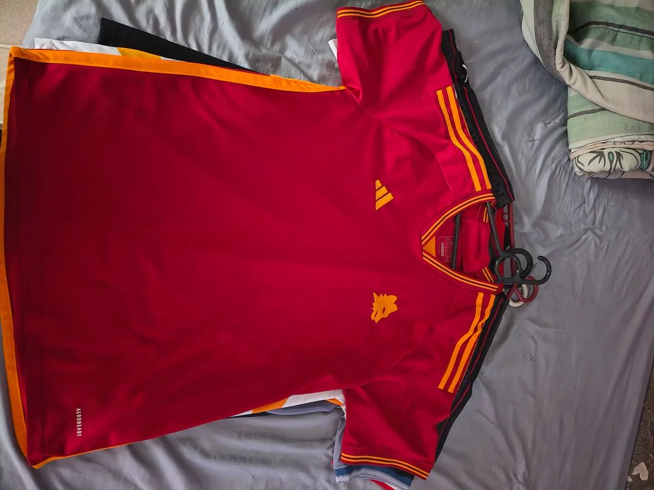 6 Camisetas de Time - Tailandêsas -Tamanho G - Foto 2