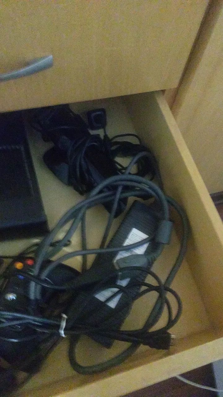 xbox 360 slim preto jogos e kinect - Foto 3