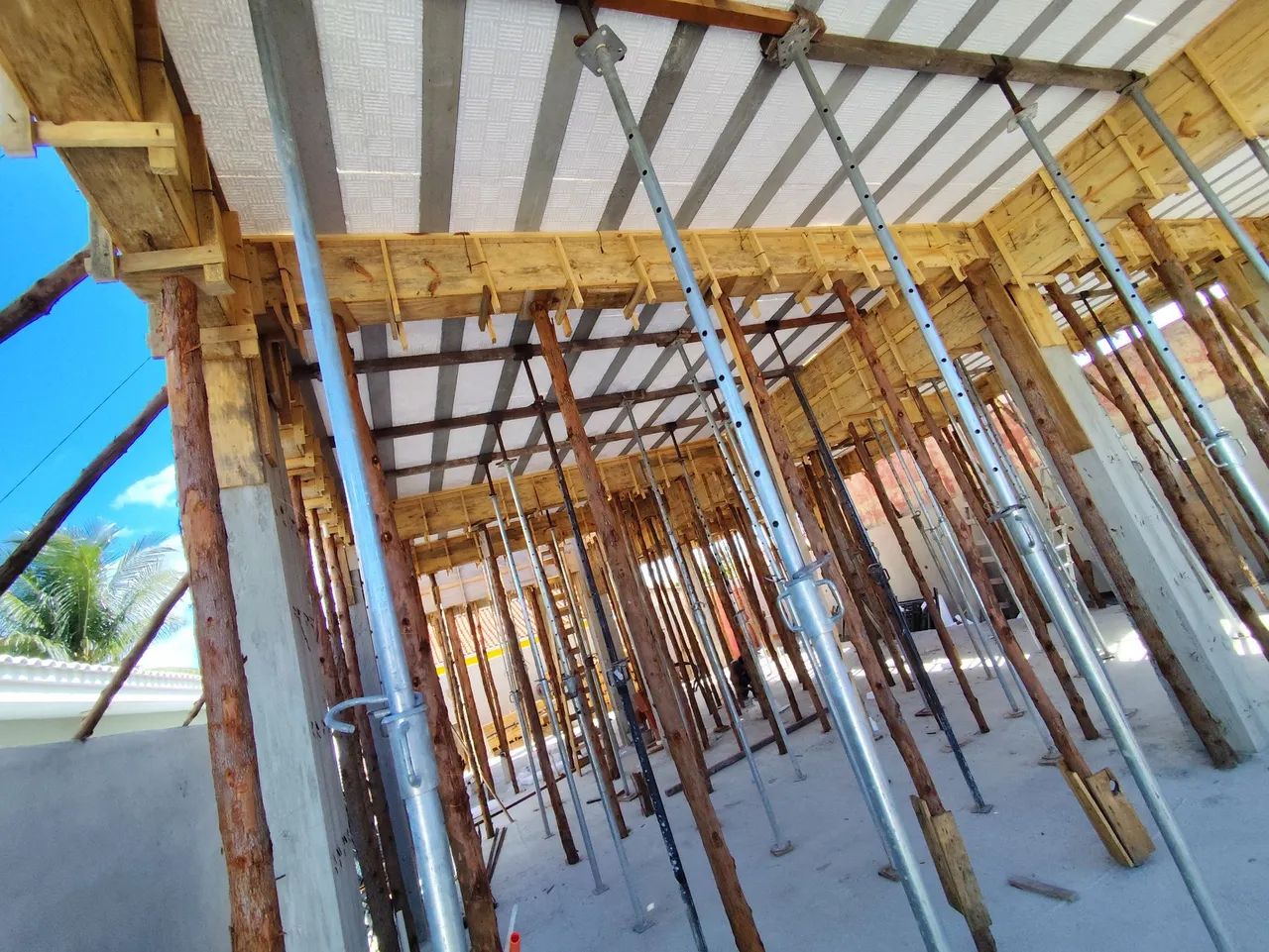 Pedreiro com equipe  - Foto 4