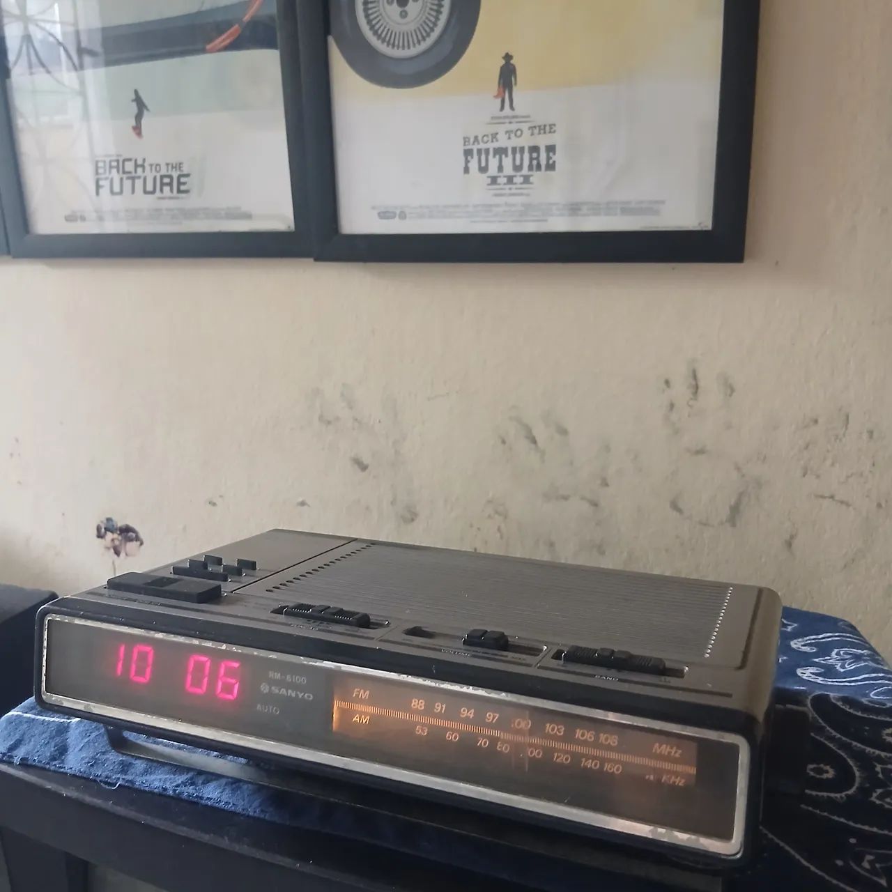 Rádio Relógio Sanyo. - Foto 2