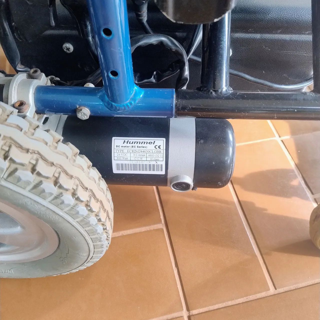 Cadeira de rodas elétrica  - Foto 3