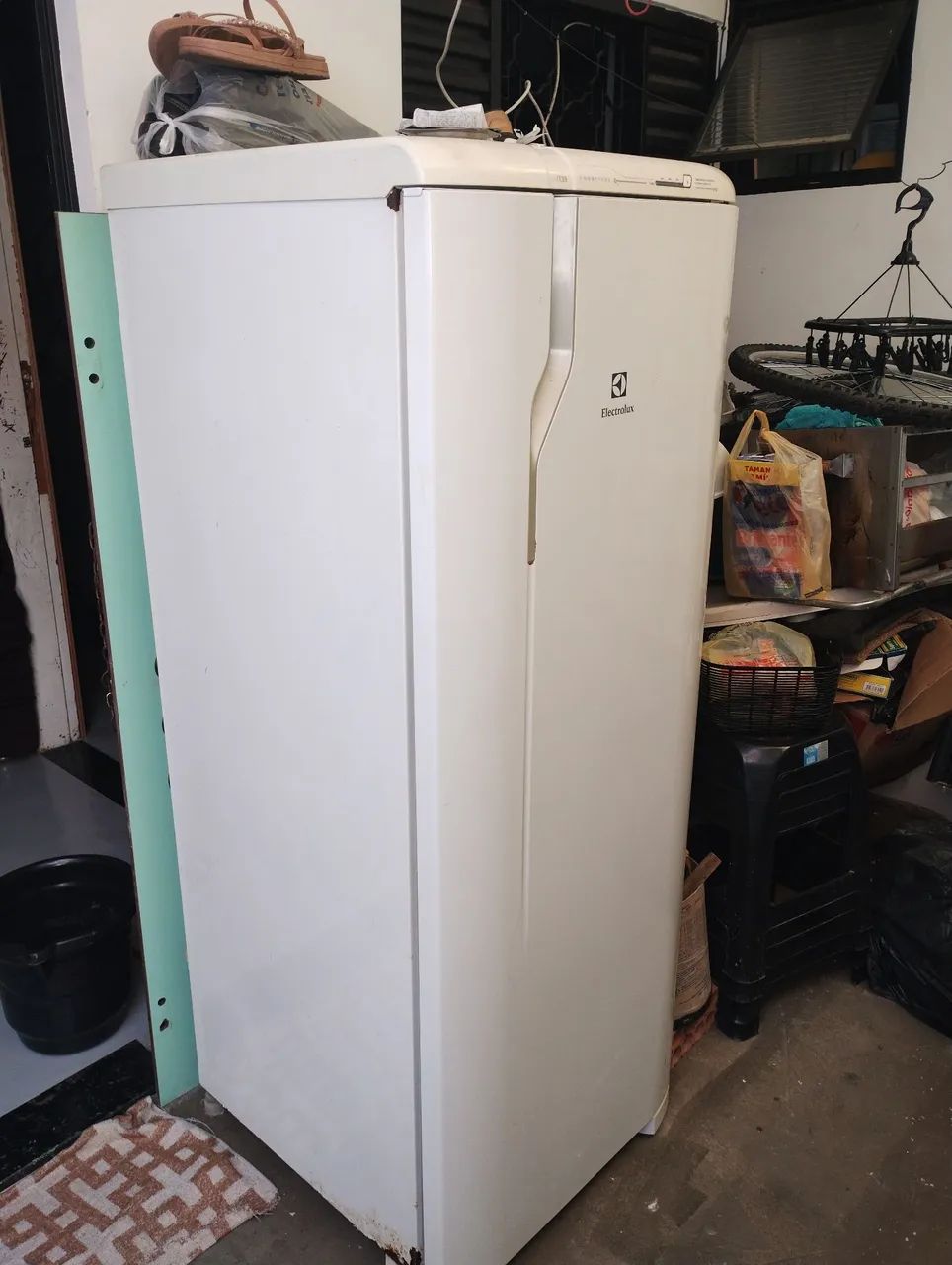 Geladeira Electrolux 260 litros 