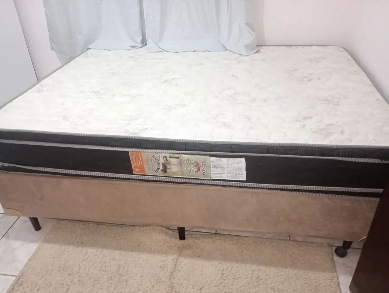 Cama casal e jogo de sofá 2 e 3 lugares - Foto 3