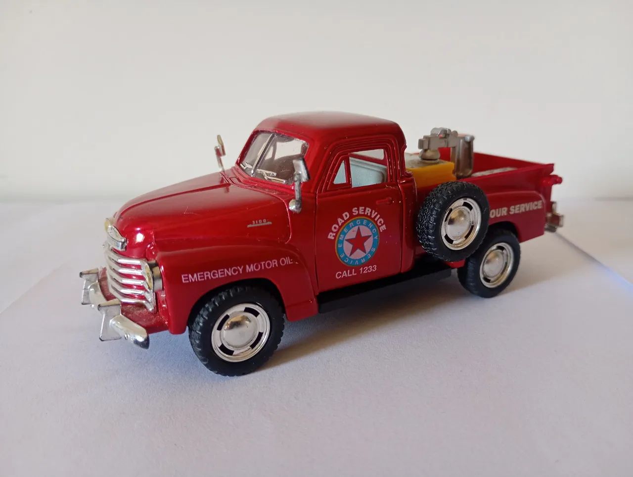 Kinsmart - Miniatura Picape GM 3100 1953