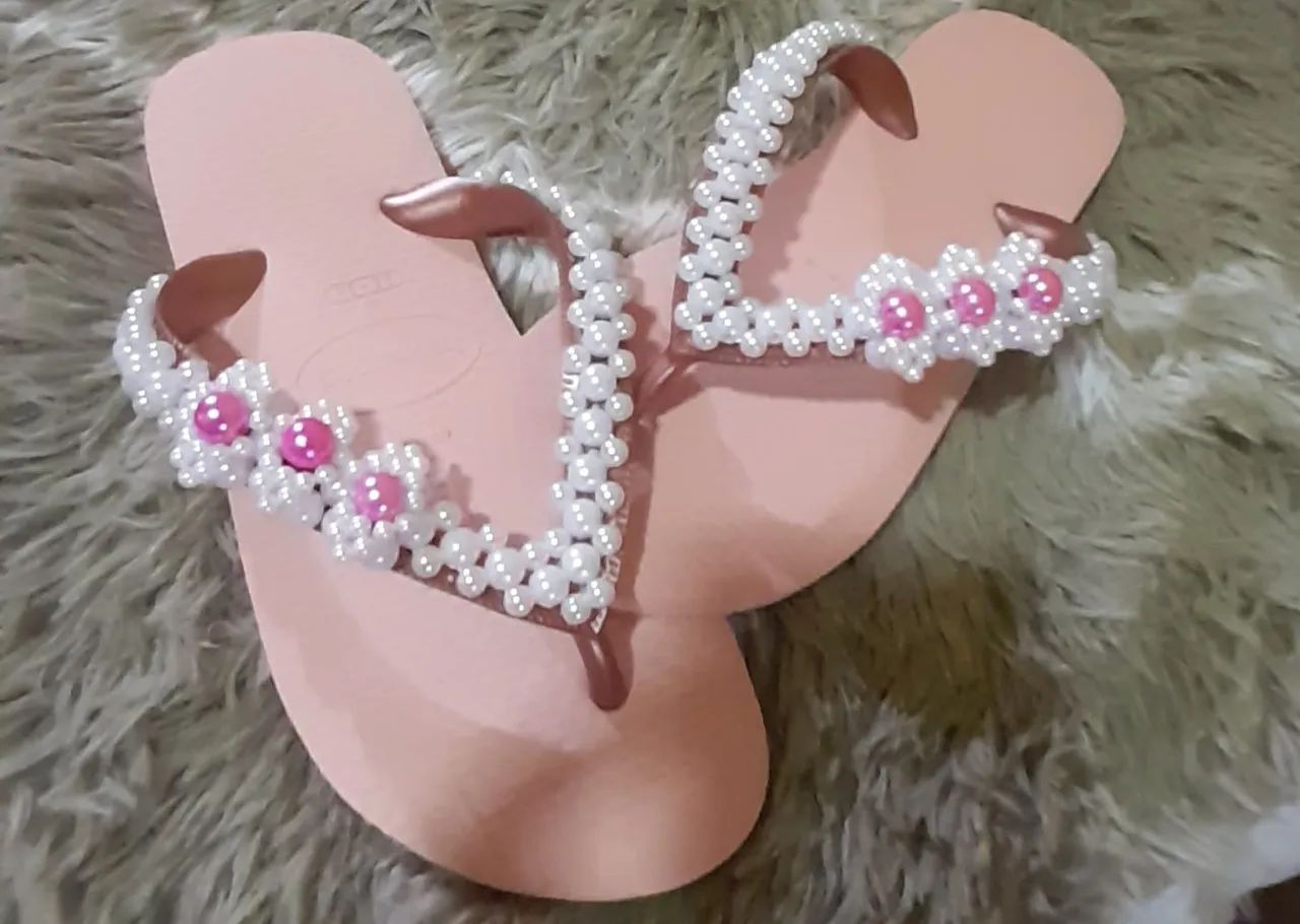 Sandálias customizadas - Foto 3