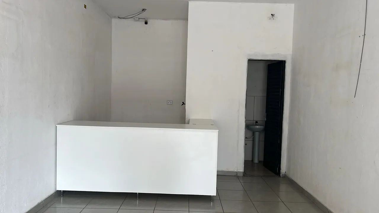 Balcão Para Loja com prateleiras CONSERVADO - Foto 2