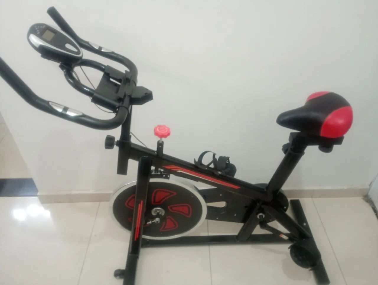 Bicicleta Ergométrica Nova  - Foto 3