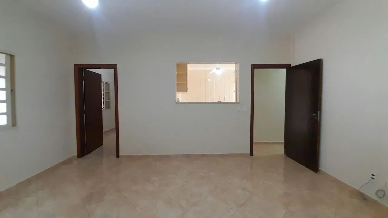 Casa com 5 quartos sendo 1 suíte - Jd Satélite - SJCampos. - Foto 5