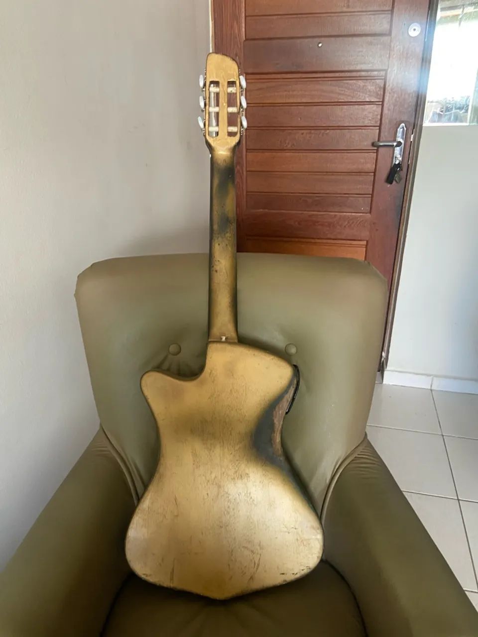 Carcaça do violão - Foto 2