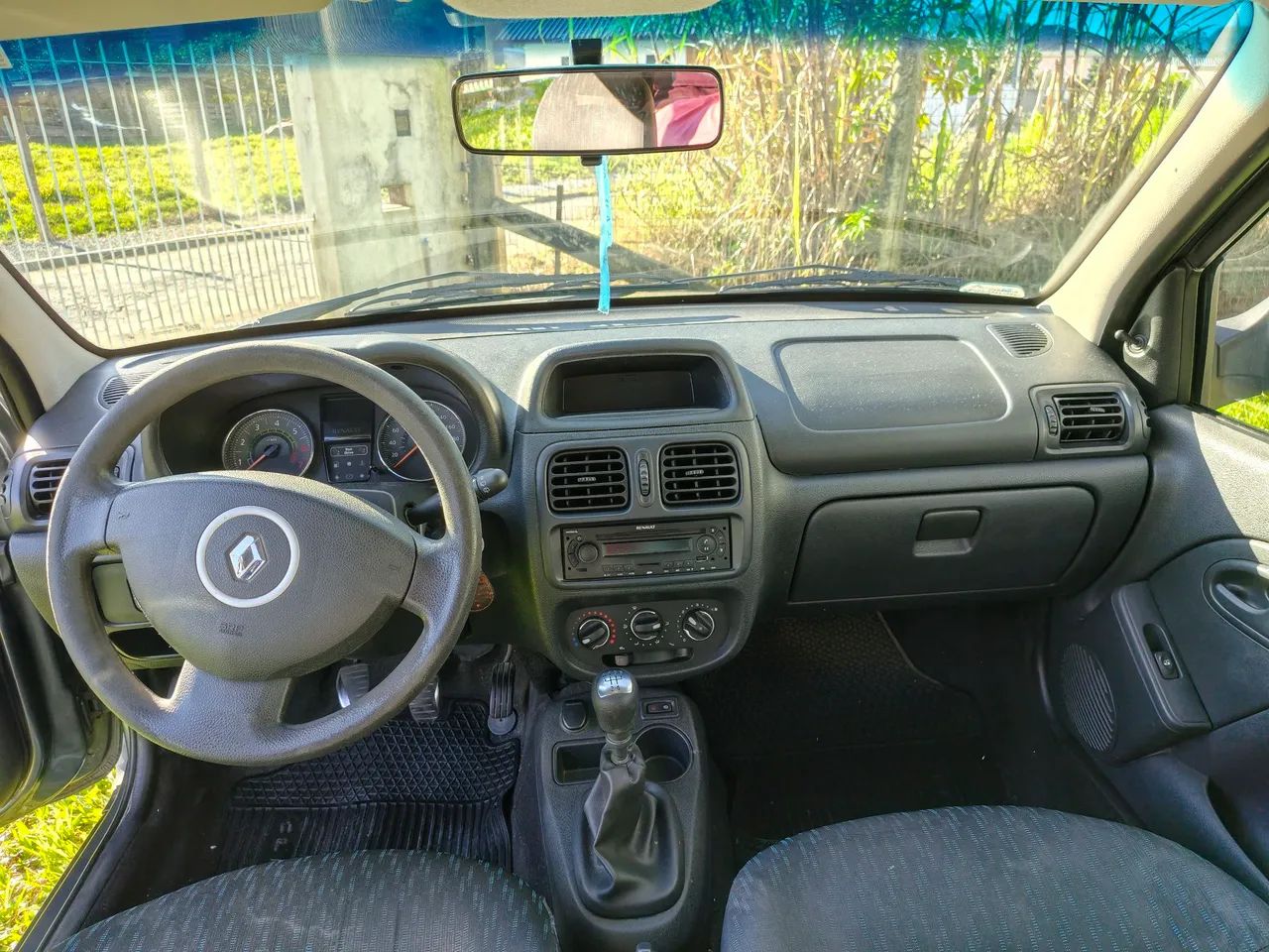 Renault Clio Rn/alize/expr./1.0 Hi-power 16V 5P 2015 - Foto 4