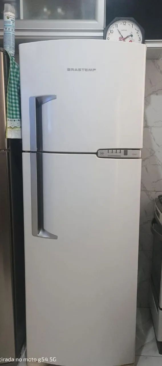 Geladeira Brastemp Frost Free branca 