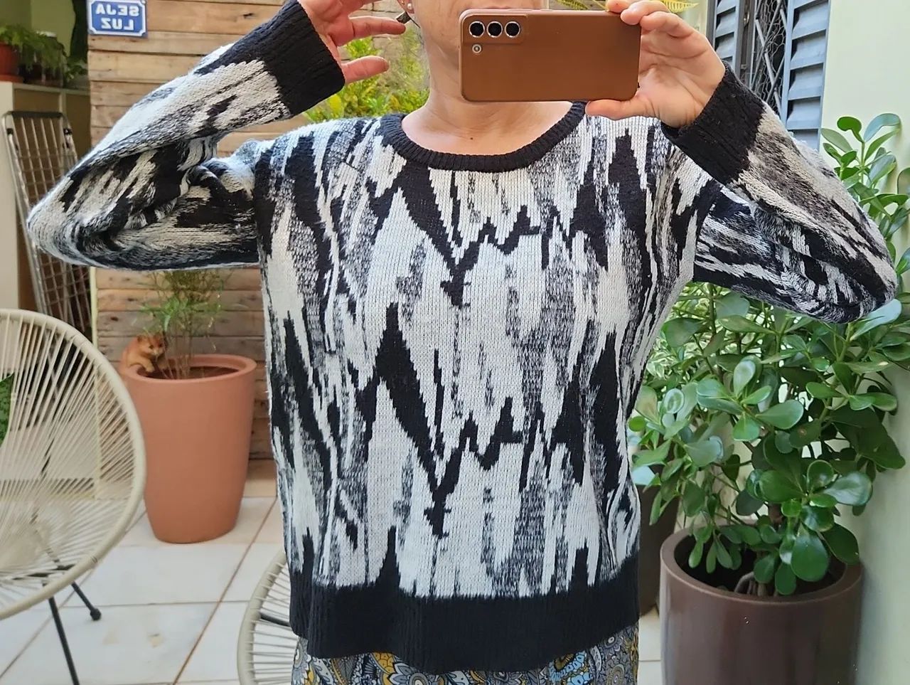 Blusa de Frio de Tricô Estampada - Foto 4