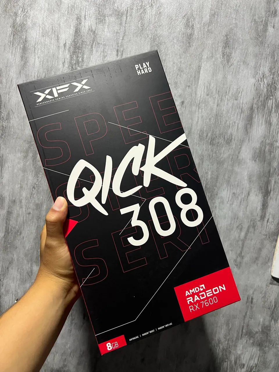 Placa de Vídeo XFX AMD Radeon RX 7600 LACRADA