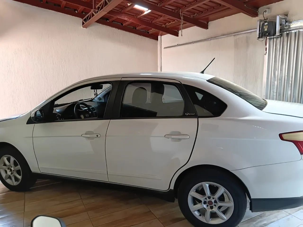 Fiat Grand Siena Grand Siena ATTRAC. 1.4 EVO F.Flex 8V 2014