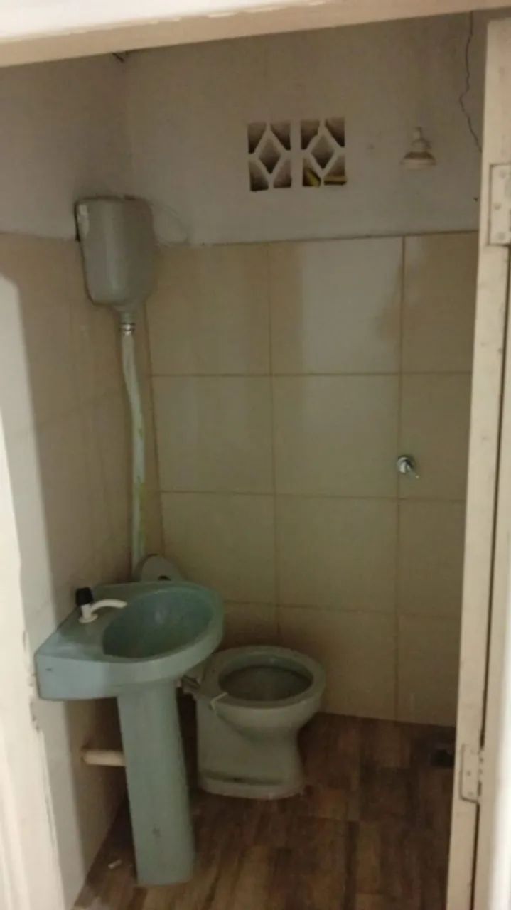 Alugo kitnet e ponto comercial juliao