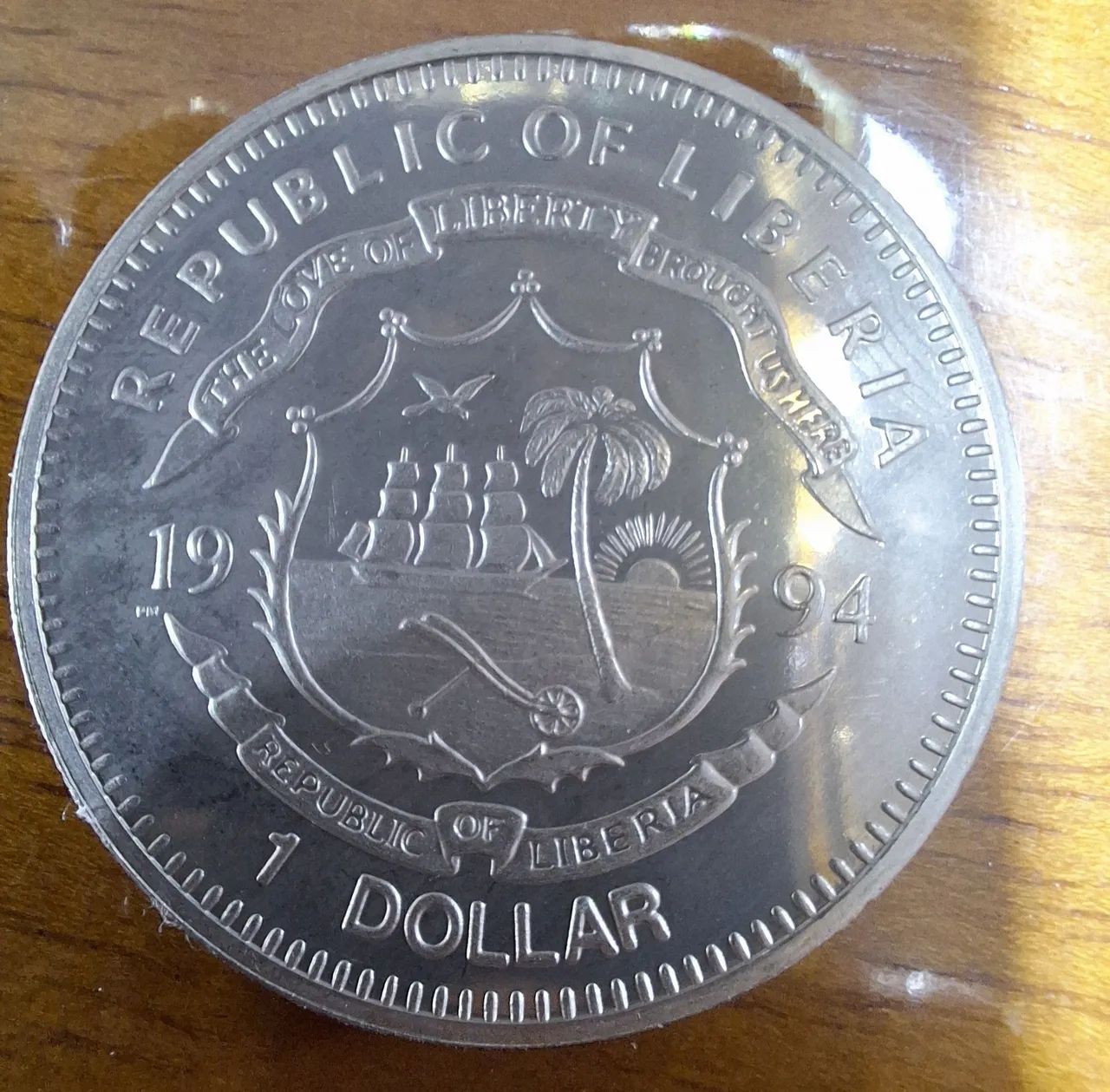 Moeda Libéria 38,61mm - Foto 2