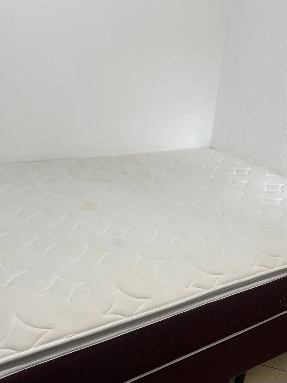 CAMA QUEEN ÓTIMO ESTADO - Foto 5