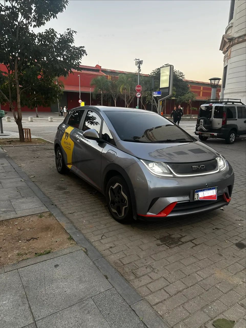 BYD Dolphin EV (Elétrico) 2026