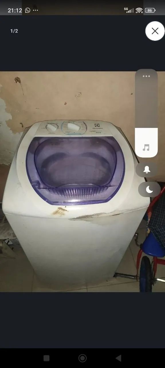 Máquina de lavar com defeito 