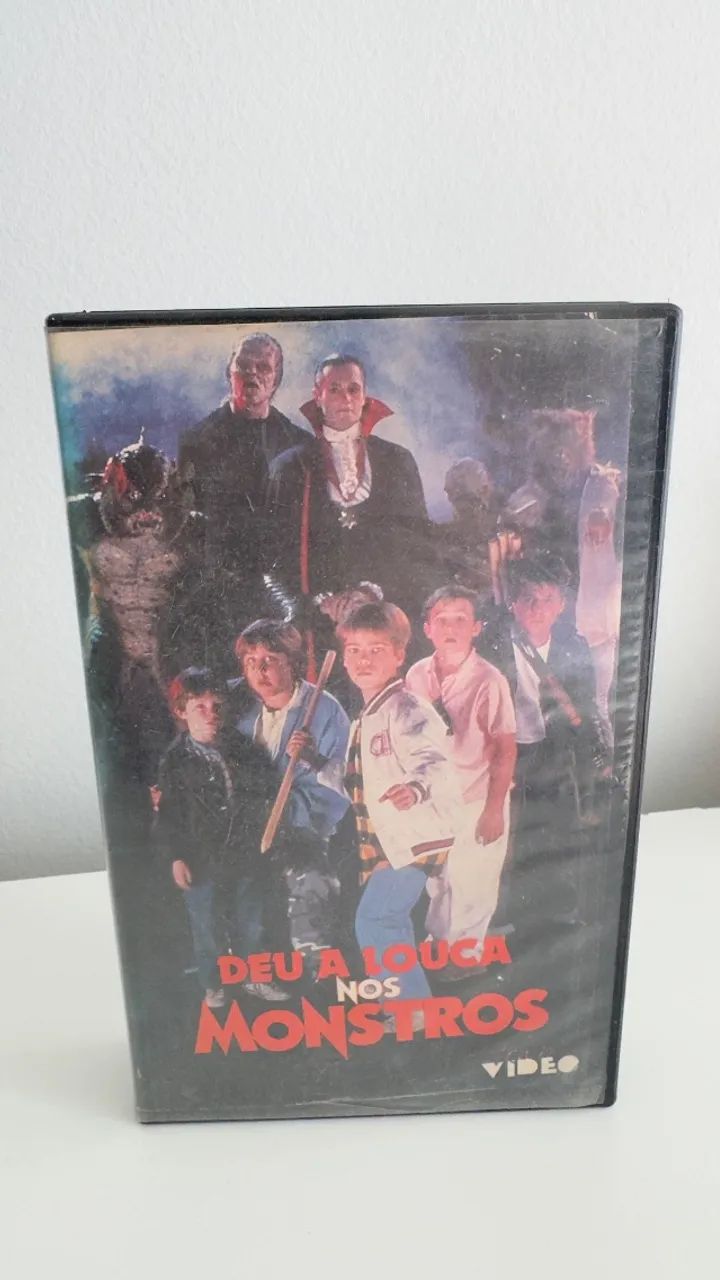 VHS Filme Deu a Louca nos Monstros 