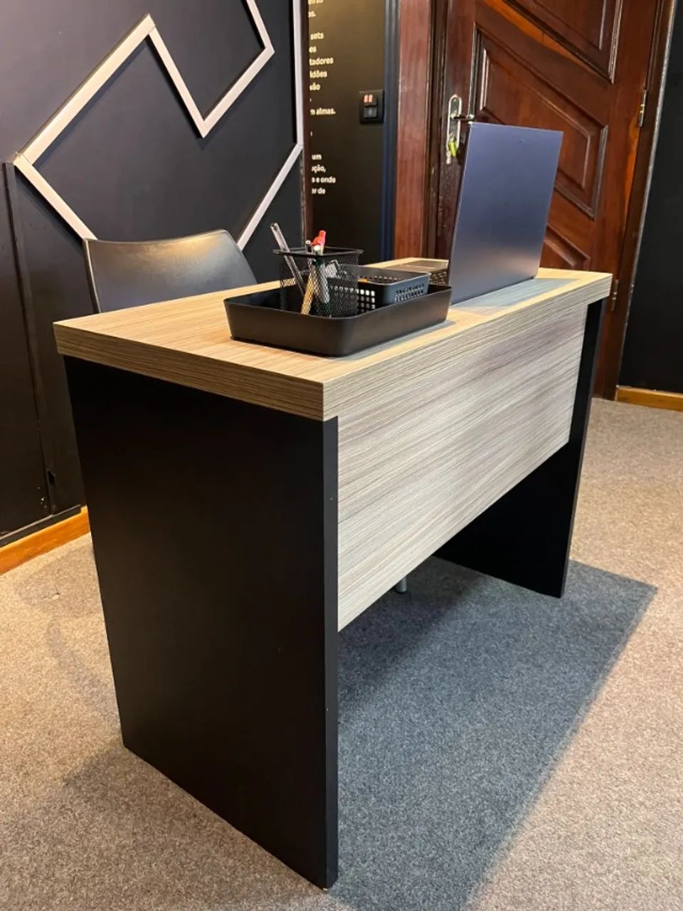 Mesa De Escritório Home Office Moderna (90x45cm) - Perfeito Estado - Foto 5